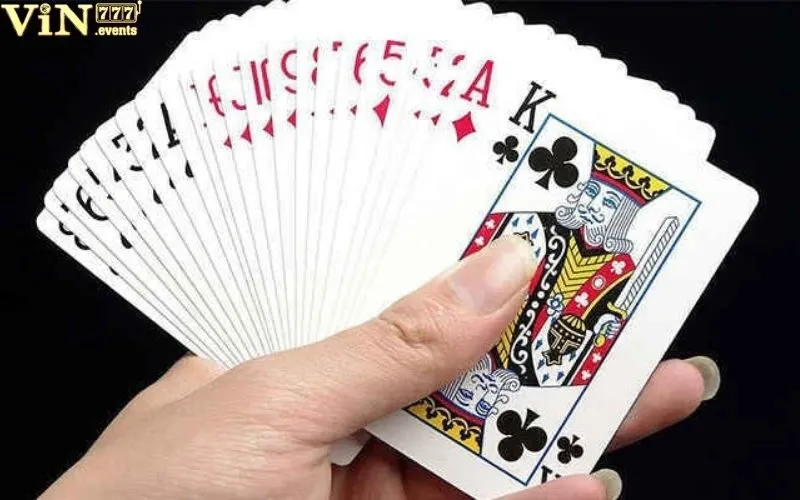 Cách Chơi Tiến Lên Miền Nam: Hướng Dẫn Chơi, Chiến Thuật 4 Cách chơi tiến lên miền nam